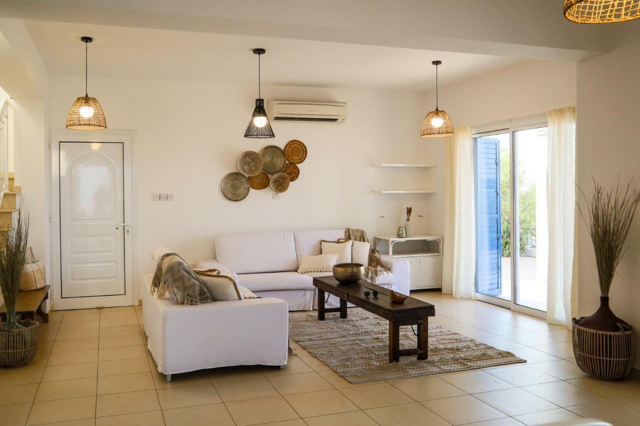 Phaedrus Living: Seaside Luxury Villa Anafi Paralimni Dış mekan fotoğraf