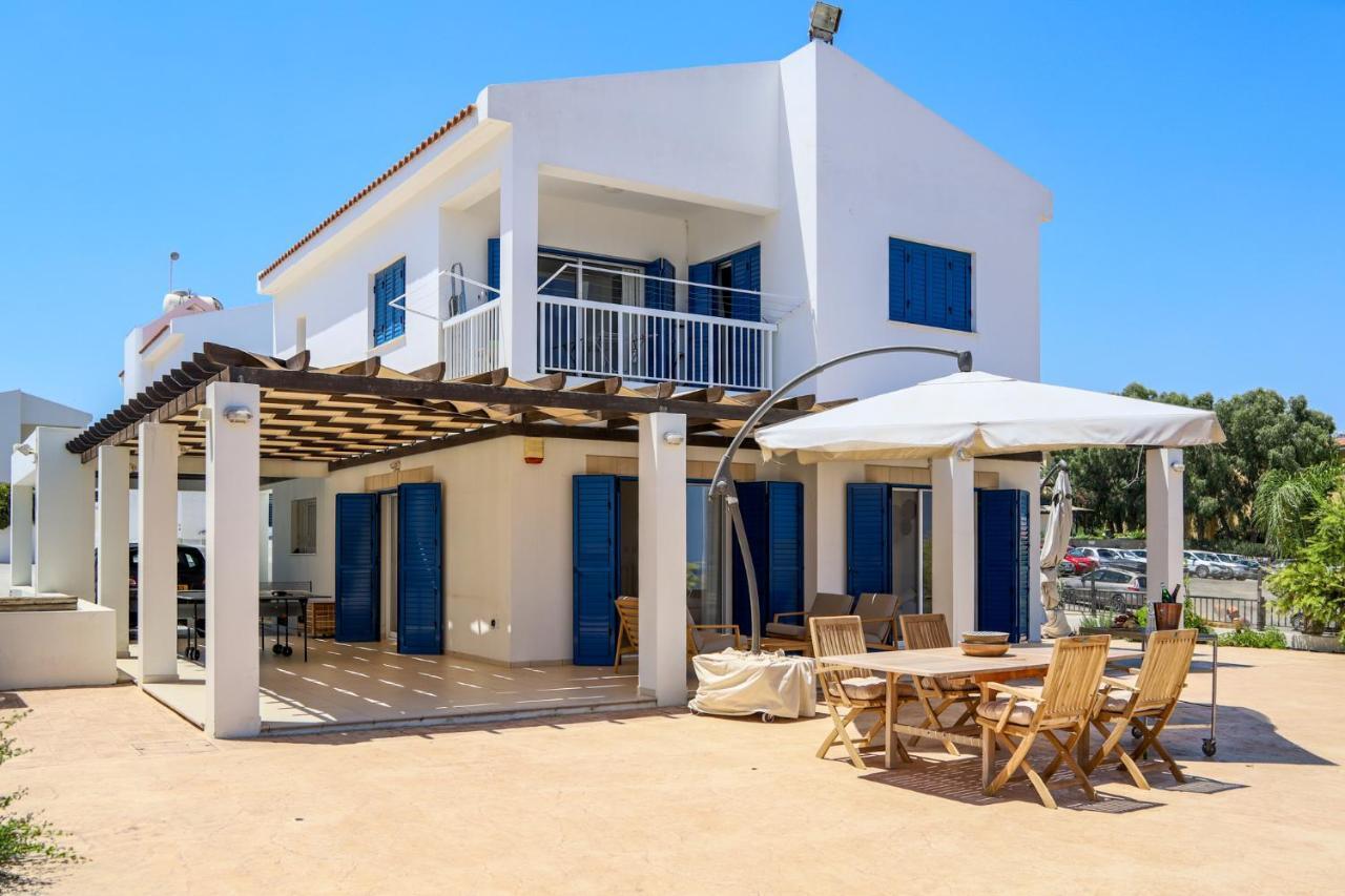Phaedrus Living: Seaside Luxury Villa Anafi Paralimni Dış mekan fotoğraf