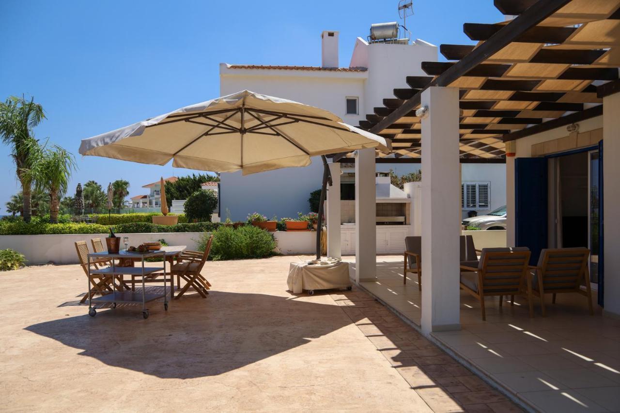 Phaedrus Living: Seaside Luxury Villa Anafi Paralimni Dış mekan fotoğraf